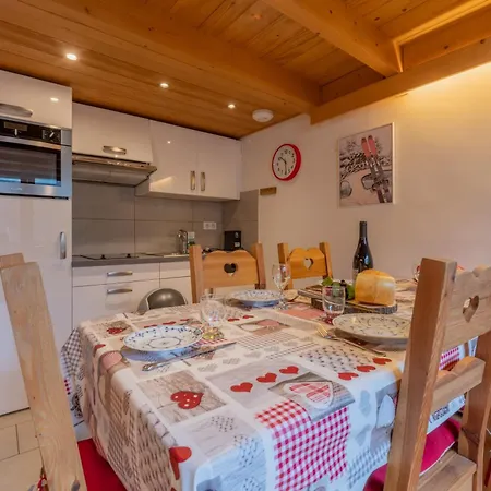 Résidence Grand Roc - Campanules 325 - Happy Rentals Appartamento